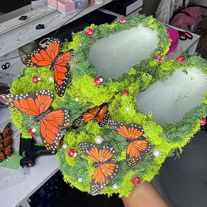 Calzado de mariposa inspirado en el jardín personalizado, pantuflas de musgo de hierba, zuecos de EVA, mulas para mujer y Mujer - Product Image 4