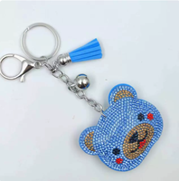 Porte-clés multi-têtes d'ours scintillantes entièrement ornées de strass avec pompons, pendentif suspendu de haute qualité, best-seller