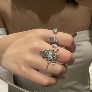 DAIHE Fashion Jewelry Ins Style Spider Web Rhinestone Zircon Rings Womens Hollow Opening Adjustable Ring