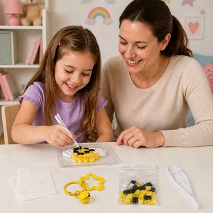 Kit de perles thermocollantes miniatures de 10 mm <span class=keywords><strong>pour</strong></span> adultes, 4 couleurs, ensemble de création de <span class=keywords><strong>Pixel</strong></span> <span class=keywords><strong>Art</strong></span>, perles de repassage durables <span class=keywords><strong>pour</strong></span> des designs 3D - Product Image 2