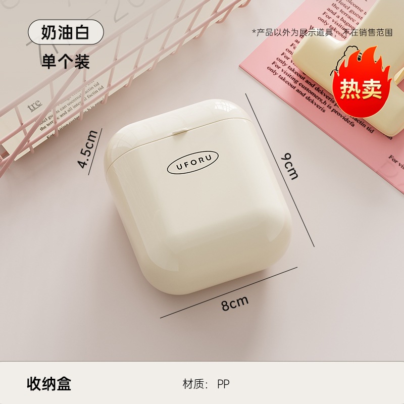 Letters (cream white)