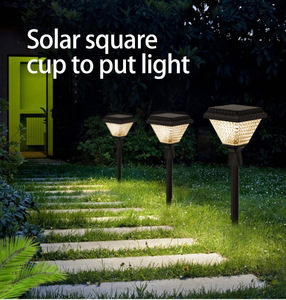 Plusieurs couleurs de lumière Panneau <span class=keywords><strong>photovoltaïque</strong></span> carré 1.2AH Capacité de la batterie <span class=keywords><strong>Lampe</strong></span> de pelouse solaire à LED extérieure <span class=keywords><strong>Lampe</strong></span> de pilier - Product Image 6