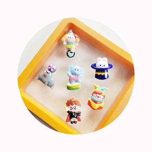 2023 brillant acrylique printemps Styles fleur sucette couronne coeur papillon planaire résine dos plat breloques Scrapbooking bricolage - Product Image 1