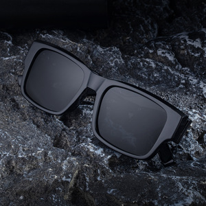 Nouvelles lunettes de soleil polarisées à monture carrée pour hommes, protection UV400, monture en plastique noir et métal, type 3, pour la conduite et l'extérieur - Product Image 1