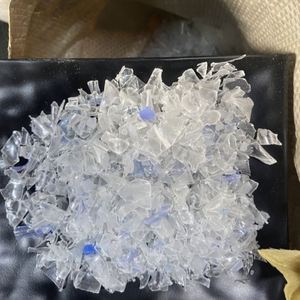 Gránulos de PET de Grado Botella JADE PET Resin CZ 318 CZ-328/CZ-302/CZ-333, Material en Virutas para Preformas de Botellas de PET - Product Image 3