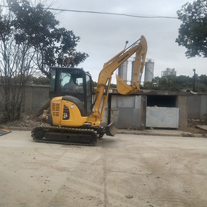 Miniexcavadora Komatsu de 4 Toneladas, Miniexcavadora PC35/Pc40/Pc55/Pc56/PC130/PC30/PC60/PC128 EPA con Cabina, Maquinaria Usada, Motor y Bomba Japoneses - Product Image 4
