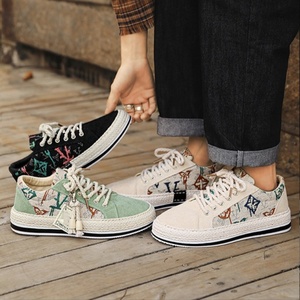 Chaussures de course en toile style Vieux Pékin pour homme, respirantes, tendance, à lacets, plates, décontractées, légères, style fin, pour le skateboard - Product Image 3