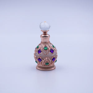 Оптовая продажа, креативные новые специальные винтажные арабские украшения, 15 мл, улучшенный вкус, инкрустация, бутылка с эфирным маслом - Product Image 5