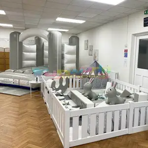 Feest Wit Bounce Huis Veiligheidsuitrusting Indoor Speeltuin Baby Gebied Ballenbak Klimset Kleurrijke Soft Play Hek Voor Kinderen