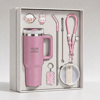 Bouteille de voyage et de voiture personnalisée avec logo, grande capacité 40 oz, couleur personnalisée, sans BPA, avec paille et couvercles 2-en-1
