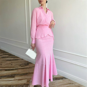 Ensemble Femme Nouvelle Collection Automne 2026 : Chemise Tendance à Lacets et Jupe Plissée - Product Image 1
