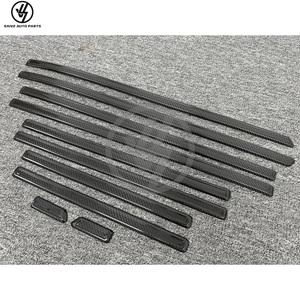 Bandes de garniture latérale de voiture en fibre de carbone sèche brillante à tissage sergé, ajustement précis 1:1 pour G-Class - Product Image 6