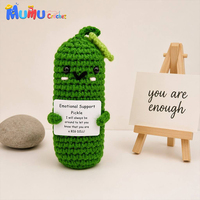 Boneka Mentimun Rajut Amigurumi Buatan Tangan Grosir, Boneka Penyemangat Emosional Lucu dengan Kartu untuk Perlengkapan Toko Hadiah