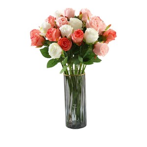 Bouquet de roses en soie, style bulgare, arrangement floral moderne pour mariage et décoration intérieure - Product Image 5