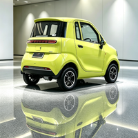 Voiture électrique compacte Green City de type L6e européenne, performances stables même sur les routes mouillées, dotée de systèmes de freinage à disque avant et arrière