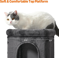 Basics Arbre à chat moderne de 30 pouces, Centre d'activités avec 2 niches en peluche, poteau à gratter en sisal et carton suspendu à pompons