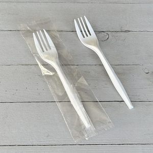 Cuillères à soupe en polypropylène enveloppées, poids moyen, 1000/carton, blanches - Design moderne en plastique - Product Image 2