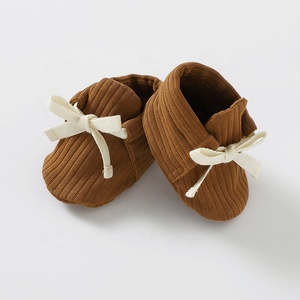 Calcetines de algodón orgánico de punto para bebé, botines acanalados de Color sólido Unisex, venta al por mayor - Product Image 2