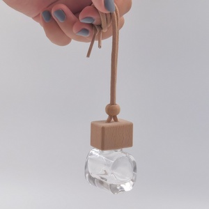 Bouteilles de parfum pour voiture en verre transparent de 10 ml, vides, rechargeables, avec bouchon à vis, diffuseur d'arômes suspendu pour voiture - Product Image 1