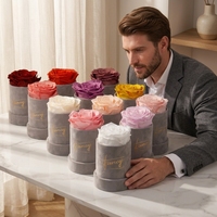 Boîte cylindrique ronde en velours et daim avec logo personnalisé pour cadeaux de mariage, bouquet de fleurs éternelles stabilisées et préservées, roses