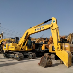 Meilleure vente : Excavatrice sur chenilles d'occasion KOMATSU PC200-8 de 20 tonnes avec moteur et boîte de vitesses en bon état, provenance Japon - Product Image 4