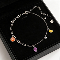 Schattig fruit armbandje van roestvrij staal met druiven, bananen en sinaasappel bedels, groothandel dames armband voor cadeau