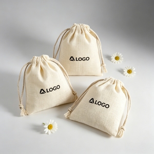 Bolsas de Regalo de Algodón Personalizadas al por Mayor, Bolsas de Diseño con Logotipo Personalizado, Bolsitas de Regalo con su Propio Texto, Perfectas para Bodas y Cumpleaños - Product Image 1
