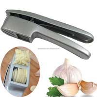 2-in-1 multifunctionele aluminiumlegering knoflookpers, handmatige knoflookmixer en knoflookstamper