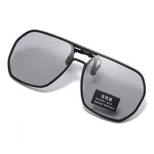 Nouvelles lunettes de soleil polarisées à clipser, monture noire, verres PC, protection UV400, type 3, unisexe, design léger - Product Image 3