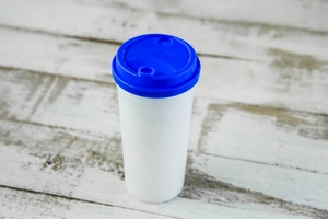 Gobelet réutilisable en plastique PP avec couvercle, durable, léger, de qualité alimentaire, pour café, thé, jus, smoothies - Product Image 3