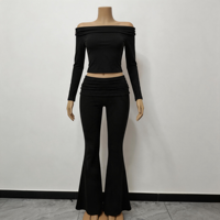 Ensemble deux pièces décontracté pour femme avec logo personnalisé : haut à manches longues épaules dénudées et pantalon évasé, couleur unie, tenue de détente assortie pour l'automne