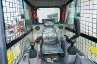 Mini-chargeuse compacte sur pneus avec cabine intégrée, moteur diesel, pour usage domestique et agricole, fabriquée en Chine