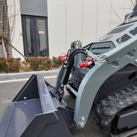 Mini-chargeuse sur chenilles flexible, chargeuse compacte diesel avec certification EPA Euro5 pour la manutention des matériaux forestiers