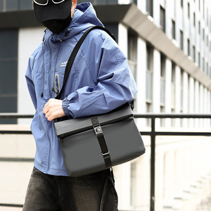 Sac à dos bandoulière unisexe léger et personnalisé, imperméable en Oxford, grande capacité, pour le sport et les voyages, sac de poitrine pratique, style messager - Product Image 6
