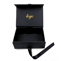 Boîte cadeau rigide en carton avec logo personnalisé en feuille d'or, fermeture magnétique, emballage rigide pliable pour chaussures et vêtements haut de gamme