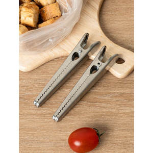 Ensemble de pinces à sac durables en métal inoxydable Outils de cuisine écologiques Passe au lave-vaisselle Bonne qualité Design moderne Ustensiles de cuisine - Product Image 1