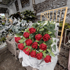 Rosa Artificiale <span class=keywords><strong>di</strong></span> Alta Qualità in Seta a Stelo Singolo per Decorazioni <span class=keywords><strong>di</strong></span> Matrimoni, Casa, Hotel e <span class=keywords><strong>San</strong></span> <span class=keywords><strong>Valentino</strong></span> - Product Image 3