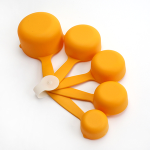 Juego <span class=keywords><strong>de</strong></span> 5 Tazas y Cucharas Medidoras, Color Naranja, Más Vendidas - Product Image 2