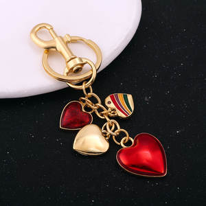 تصميم جديد حقيبة ألماس على شكل قلب قوس قزح منقط معلقة سيارة أنيقة حمراء على شكل قلب سيارة مبتكرة - Product Image 5