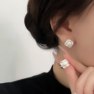 Dernières nouveautés : boucles d'oreilles pour femmes en argent 925 plaqué or, nacre blanche, style coréen, tendance et à la mode. - Product Image 6