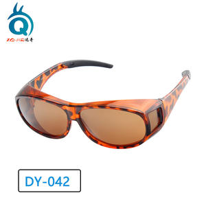 Lunettes de soleil de sport Xq-Hd Dy-042, lunettes de conduite polarisées pour une utilisation en extérieur - Product Image 1