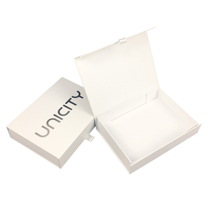 Caja de regalo magnética plegable A4, embalaje personalizado de lujo, con logotipo de estampado de lámina plateada brillante, <span class=keywords><strong>2</strong></span> piezas - Product Image 6