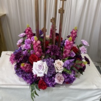 Couronne de fleurs artificielles de luxe IFG, couleurs violet et fuchsia, centre de table pour mariage et décoration de table à manger