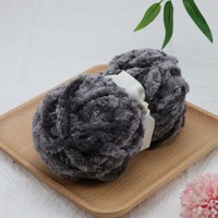 Yarn Professional Factory 0.2 Nm Fancy Knitting New Bright 100% Polyester Chenille Yarn for Hand Knitting Doll