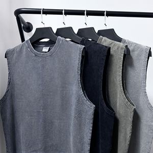 Améliorez vos bases avec ce gilet pour hommes en pur coton lavé, tissu pré-rétréci pour un confort durable et un entretien facile - Product Image 5