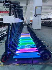 Trottinette électrique pliable personnalisable avec pneus gonflables/à nid d'abeille de 8,5 pouces, en alliage d'aluminium, pour adultes - Product Image 4