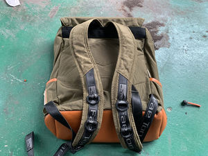 Sacs d'<span class=keywords><strong>occasion</strong></span> <span class=keywords><strong>de</strong></span> 2 tonnes et sacs à main <span class=keywords><strong>de</strong></span> marques célèbres 50PCS balles authentiques Ukay Ukay avec code VIP - Product Image 5