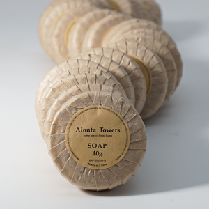 صابون يدوي صغير مستدير مخصص بسعر رخيص مع ملصق ورقي كرافت للفنادق الفاخرة، صابون يستخدم لمرة واحدة - Product Image 3