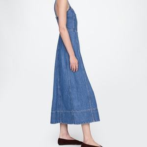 Robe d'été élégante personnalisée OEM pour femmes, en denim, avec fermeture éclair au dos, ourlet à volants, sans manches, robe en denim décontractée pour soirée - Product Image 3