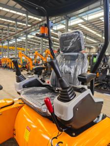 รถขุดขนาดเล็กแบบไฮดรอลิก <span class=keywords><strong>2</strong></span> ตัน สำหรับงานบ้าน ฟาร์ม ก่อสร้าง เรือนกระจก สวนขนาดเล็ก รถขุดขนาดจิ๋ว - Product Image 6